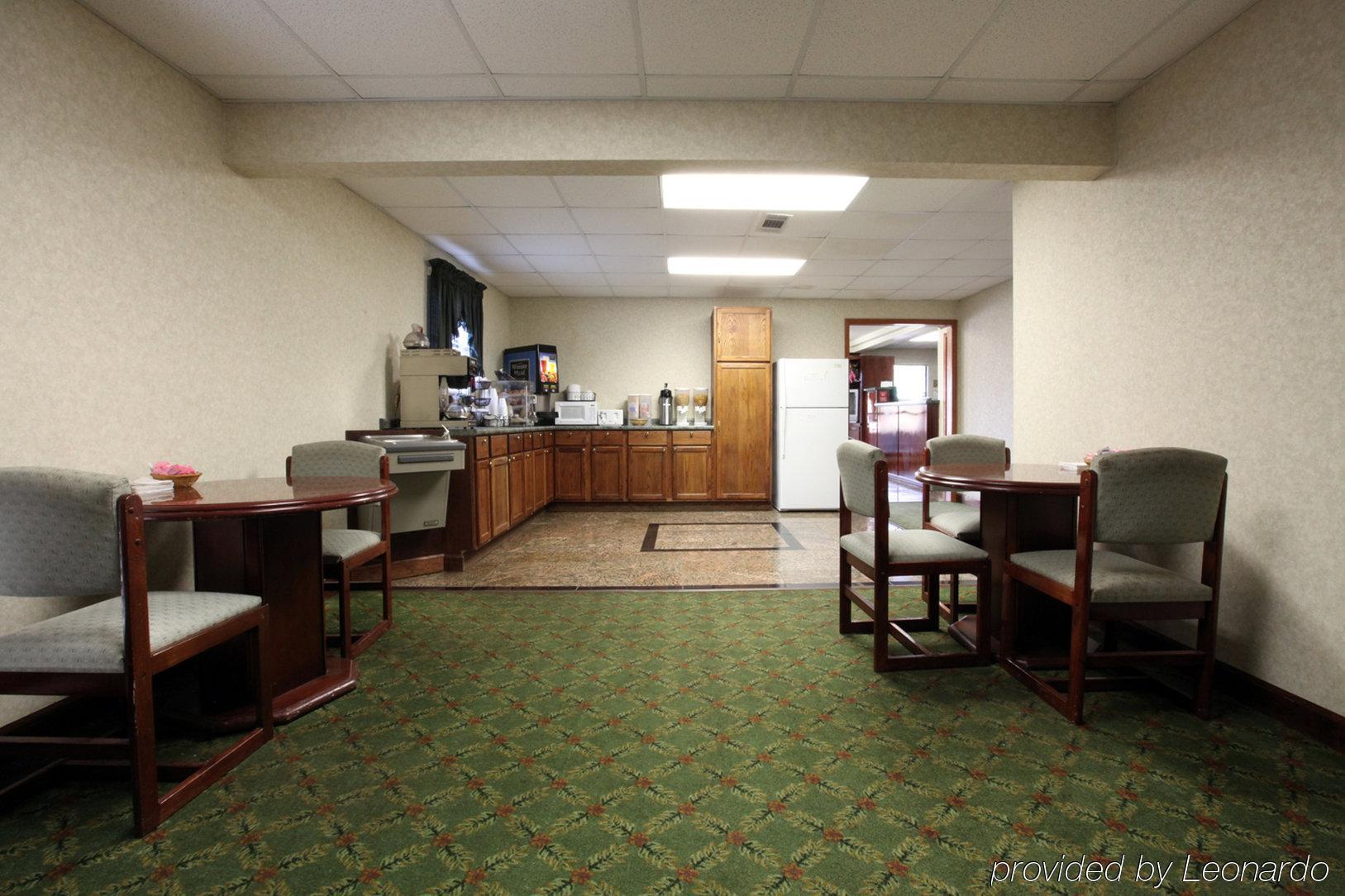 Diamond Inn Forrest City Restaurant photo